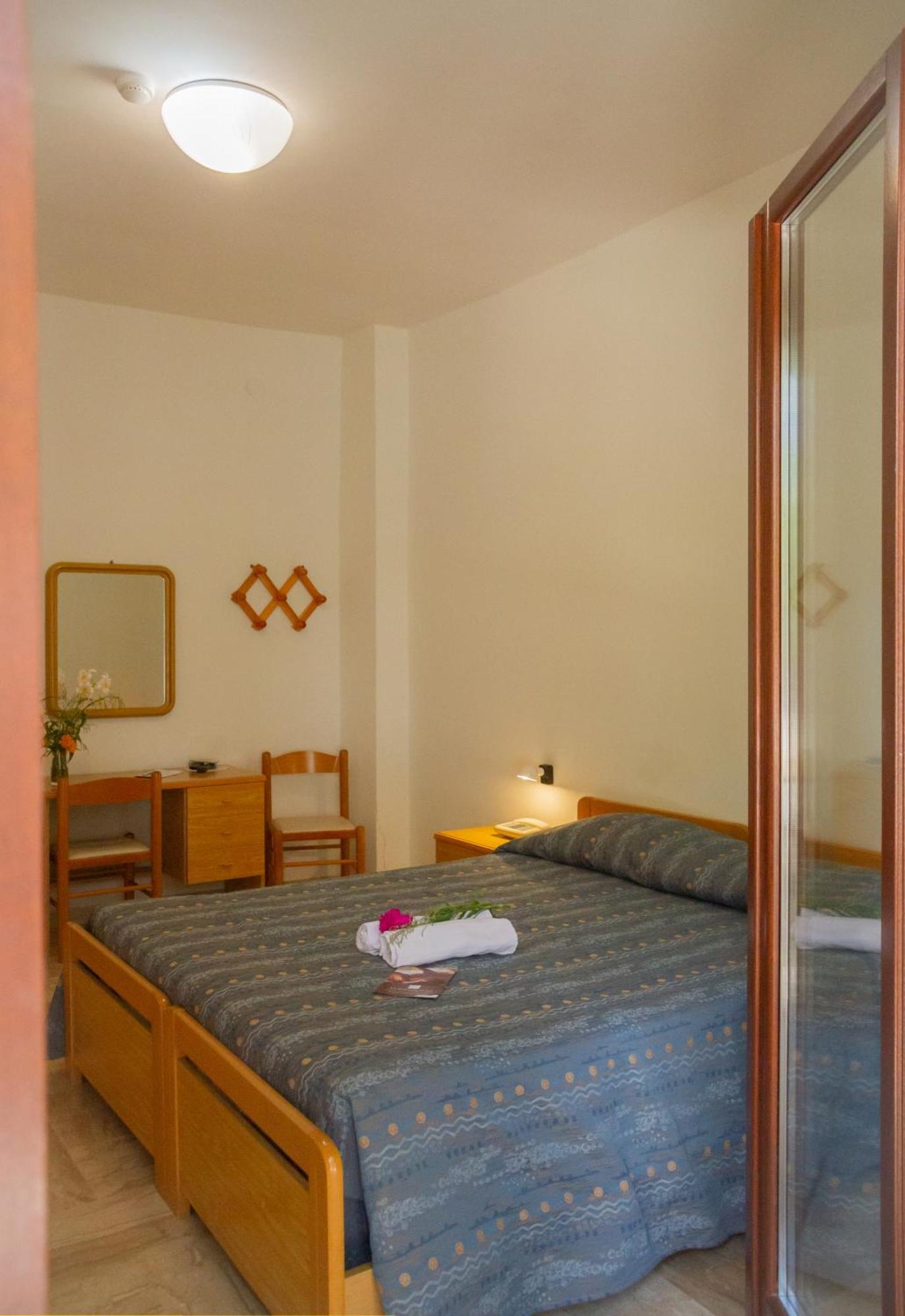 Hotel La Rotonda Mattinata Esterno foto